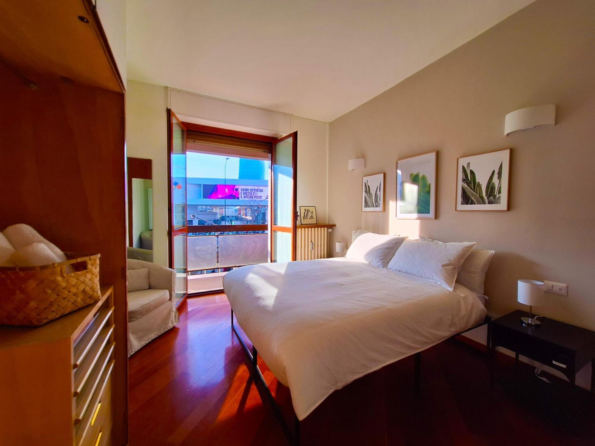Charming Towers Guest House-Apartment Milano Esterno foto