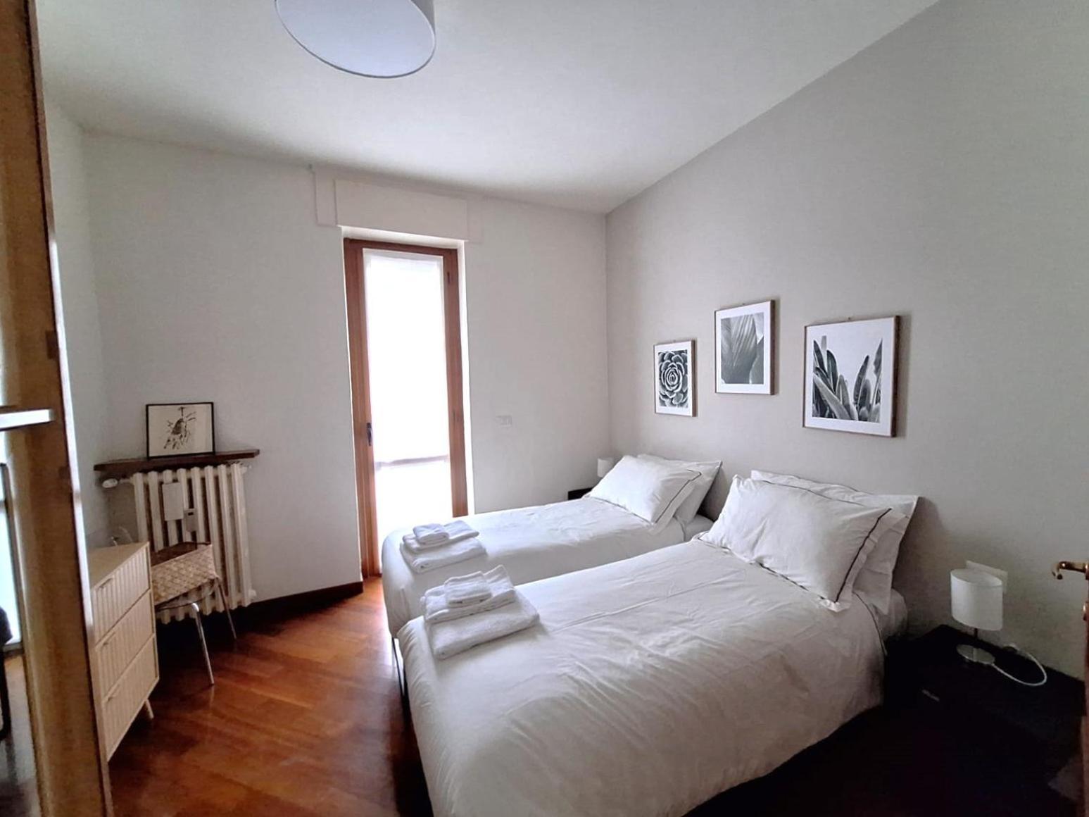 Charming Towers Guest House-Apartment Milano Esterno foto