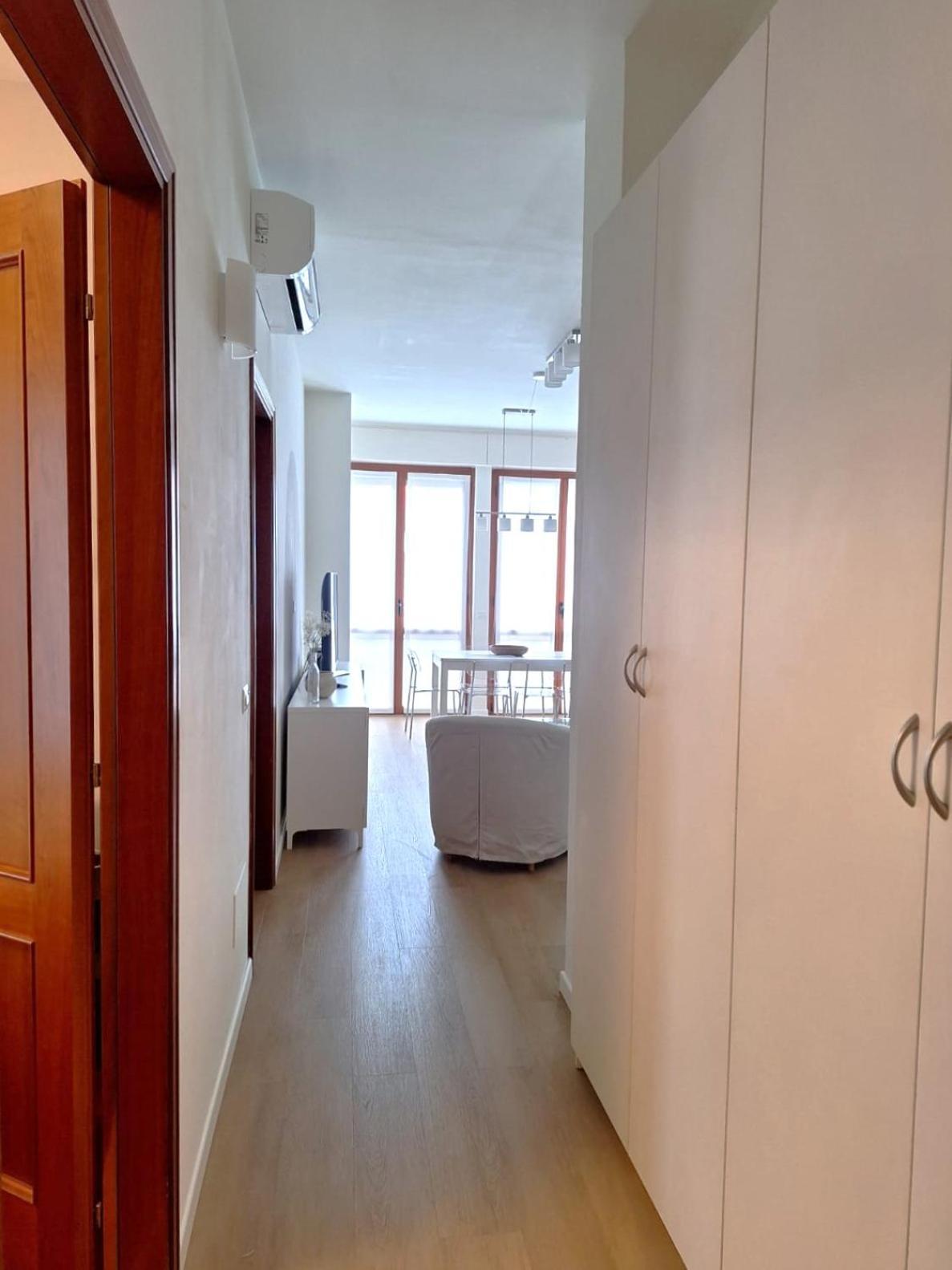 Charming Towers Guest House-Apartment Milano Esterno foto