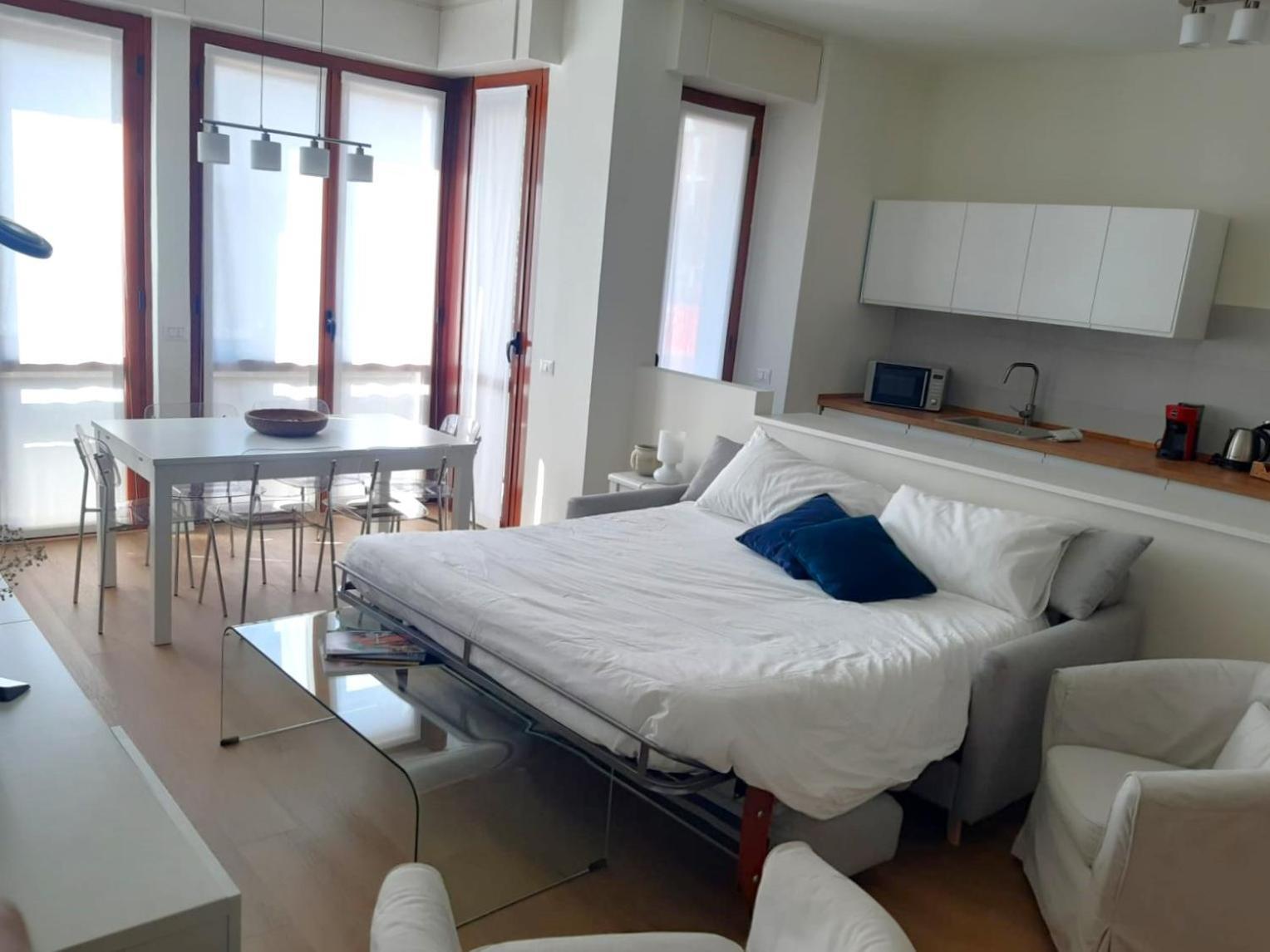 Charming Towers Guest House-Apartment Milano Esterno foto